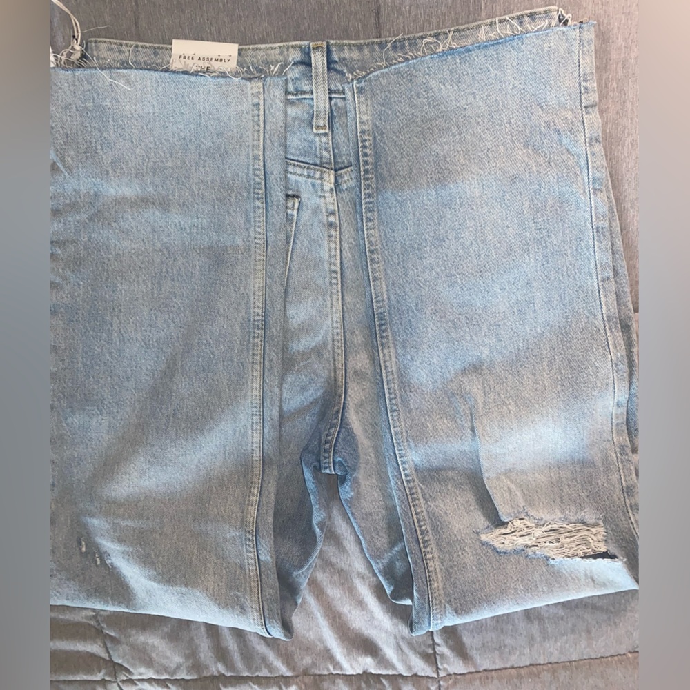 Super High Rise Ripped Jeans - Picture 8 of 15